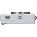 Canon EOS M10 + 15-45mm IS STM Kit, white