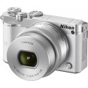 Nikon 1 J5 + 10-30mm PD-Zoom Kit, valge
