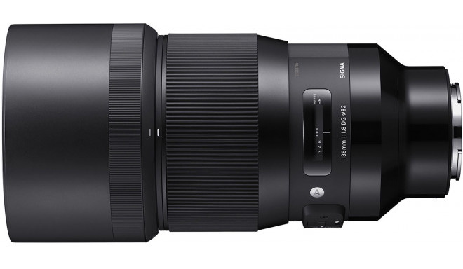 Sigma 135mm f/1.8 DG HSM Art lens for Sony