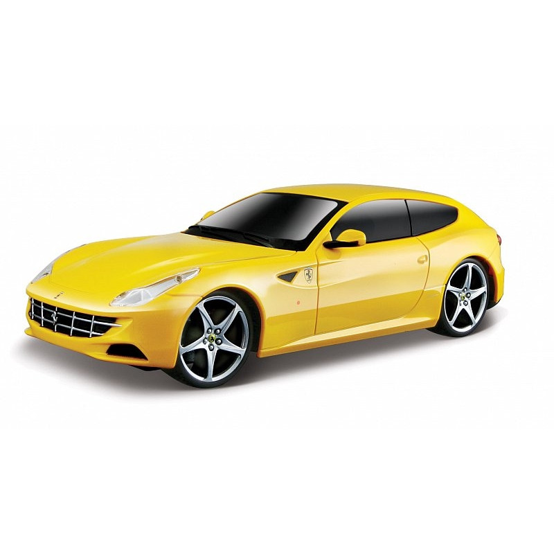 Фф желтый. Машина maisto 1 24. Машинка maisto 1:24 39132. Ferrari FF 1:24. Радиоуправляемая машинка maisto 1:24 81086/81059.