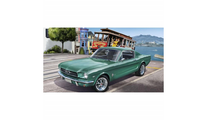 Revell model Ford Mustang 1965 2+2 Fastback