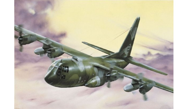 ITALERI C-130 E/H Hercul es