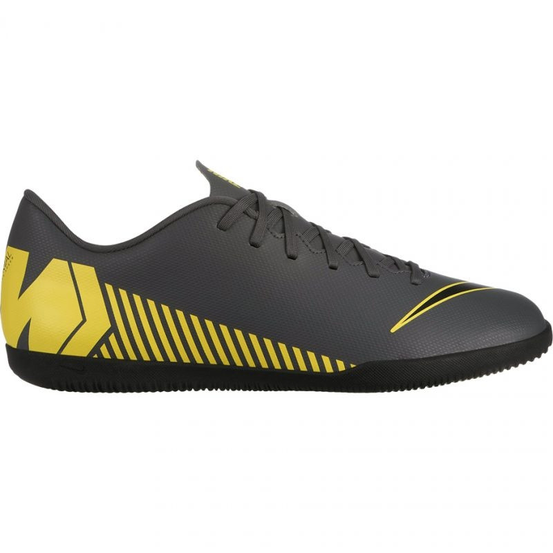 Men s indoor football shoes Nike Mercurial Vapor X 12 Club IC M AH7385 070 Training shoes Photopoint.lv