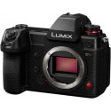 Panasonic Lumix DC-S1H body, black