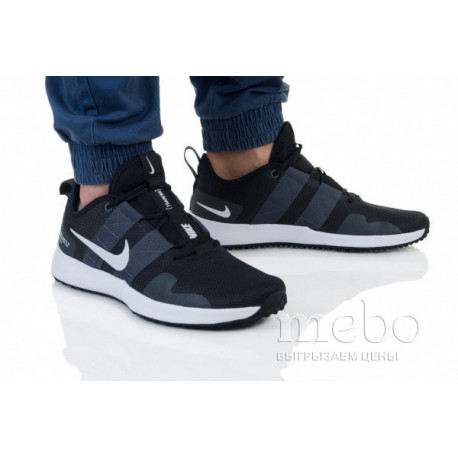 nike varsity compete tr2