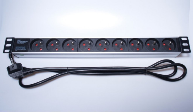 PremiumCord Power distribution Unit 1U for 19" Rack, 9x230V, 2m cable