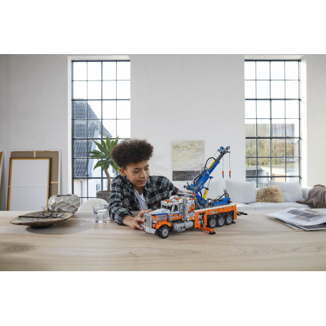 42128 LEGO® Technic Heavy-duty Tow Truck