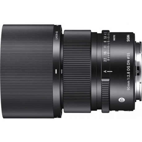 Sigma 90mm f/2.8 DG DN Contemporary lens for L-mount