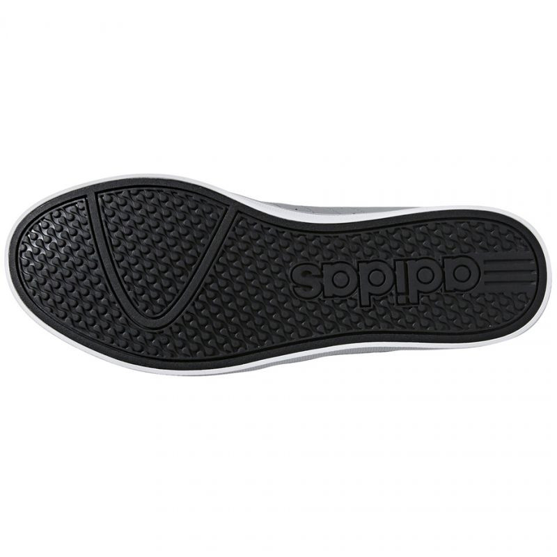 b74318 adidas