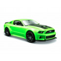 Composite model Ford Mustang Street Racer green 1/24