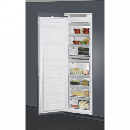 Built in freezer Whirlpool