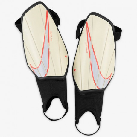 Nike Charge M SP2164 113 shin guards (M)