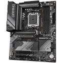 GIGABYTE B650 GAMING X AX, Motherboard (black) - AM5