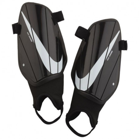 Nike Charge M SP2164 010 shin guards (M)