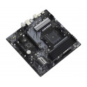 ASRock emaplaat B550M Phantom Gaming 4 AM4 micro ATX AMD  B550