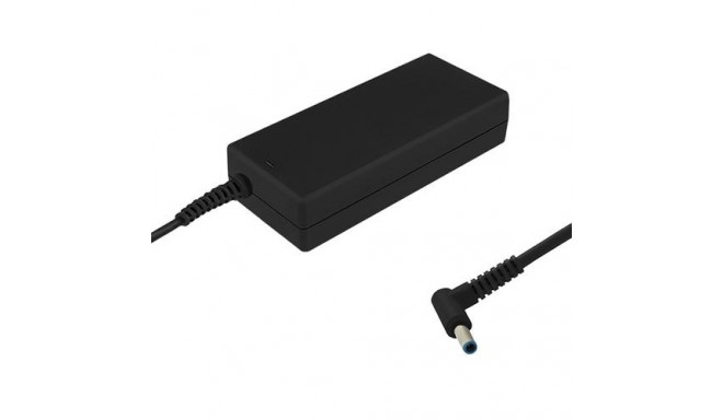 Qoltec 51516.90W power adapter/inverter Indoor Black