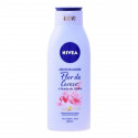 Jojobaõli ja kirsiõie õlikreem Nivea Aceite En Locion (400 ml) 400 ml