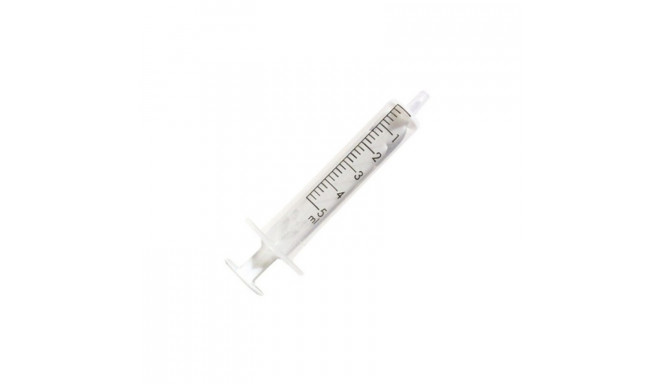 Süstal vedelväetise doseerimiseks nõelata 5ml