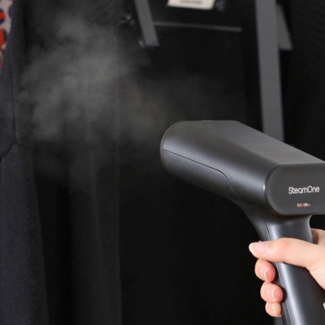 SteamOne EUDTC120B steamer, black