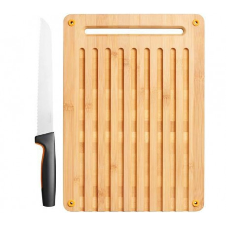Fiskars FF set for cutting bread: bamboo board + bread knife
