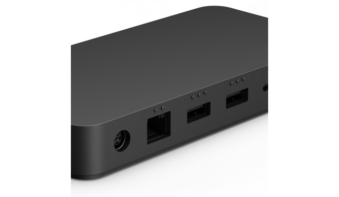 "Microsoft Surface Thunderbolt 4 Dock"