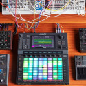 AKAI FORCE Standalone music production station Sampler MIDI USB Black