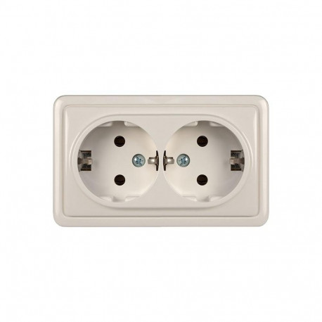 2-ne maandatud pinnapealne pistikupesa