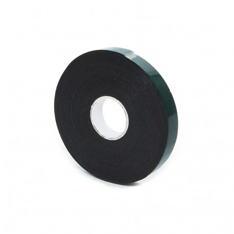 DOUBLE SIDED STICKY TAPE