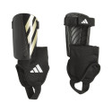 Adidas Tiro Match Club Jr IP3996 football shin guards (L)