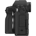 Fujifilm X-S10 + FUJINON XC 15-45mm F3.5-5.6 OIS PZ + FUJINON XC 50-230mm F4.5-6.7 OIS II (Black)
