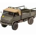 Plastic model vehicle UNIMOG 404 S 1/35