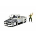 Vehicle with figure Street Fighter 1956 Ford Pickup 1/24