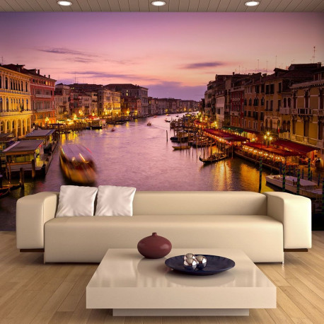 Fototapeet - City of lovers, Venice by night - 300x231