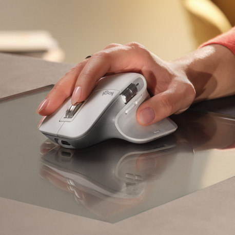 Pelė LOGITECH MX Master 3S Pale Grey, bevielė