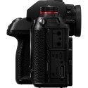 Panasonic Lumix DC-S1 + LUMIX S 24-105mm F4 MACRO O.I.S. (S-R24105)(DC-S1ME)(Black)