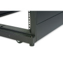 Seinakinnitusega Serverikapp APC AR3100