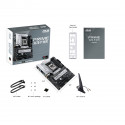 Asus emaplaat Prime X670-P WiFi