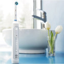 Oral - B Genius 8000 electric toothbrush