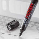 Permanent marker with conical tip UNI-BALL Prockey PM122 red