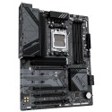 Mainboard|GIGABYTE|AMD B650|SAM5|ATX|Memory DDR5|Memory slots 4|1xPCI-Express 16x|3xPCI-Express 3.0 