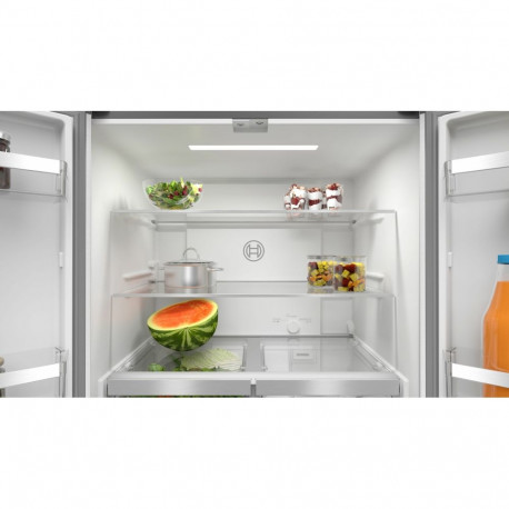 Bosch Serie 4 KMC85LBEA side-by-side külmik vabaltseisev 547 L E must