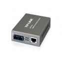 TP-LINK 1000Mbps RJ45 to 1000Mbps single-mode SC fiber Converter Full-duplexup to 15Km switching pow