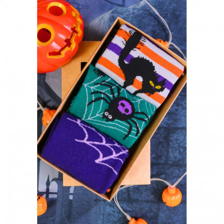 SOKISAHTEL Halloweeni kinkekarp VOODOO 3 sokipaariga