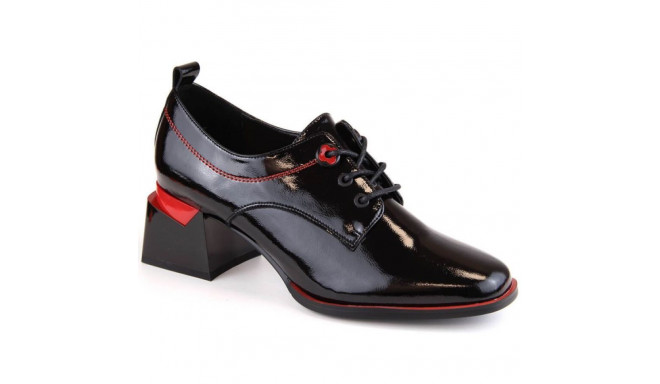 Leather patent shoes with a block Filippo W PAW469, black (37)