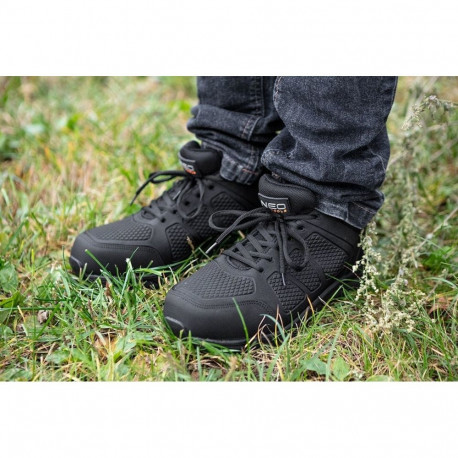 NEO tools 82-156-47 safety footwear