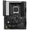 NZXT N7 B650E AMD B650 Socket AM5 ATX