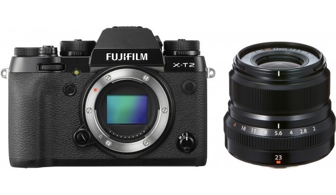 Fujifilm X-T2 + 23mm f/2.0, melns