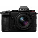 Panasonic Lumix DC-S5D + 18-40mm