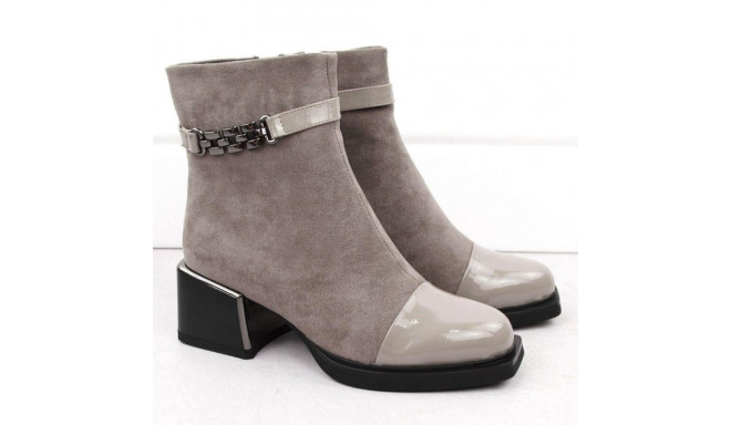 D&A S.Barski ankle boots with decorative heel Premium Collection W MR880-018 OLI269C (37)