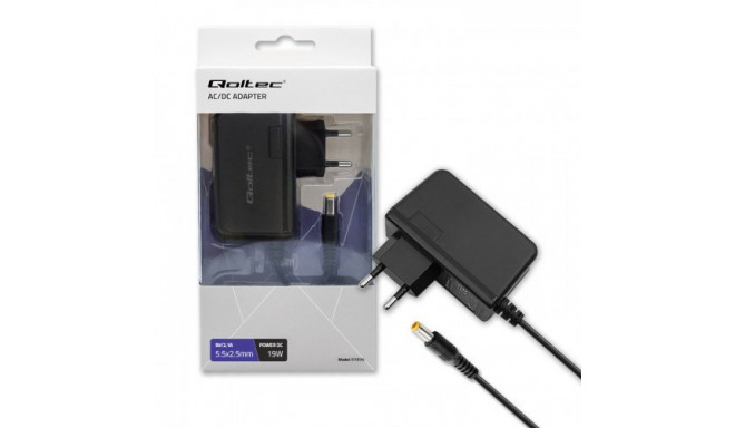 Qoltec 51034 power adapter/inverter Indoor 19 W Black